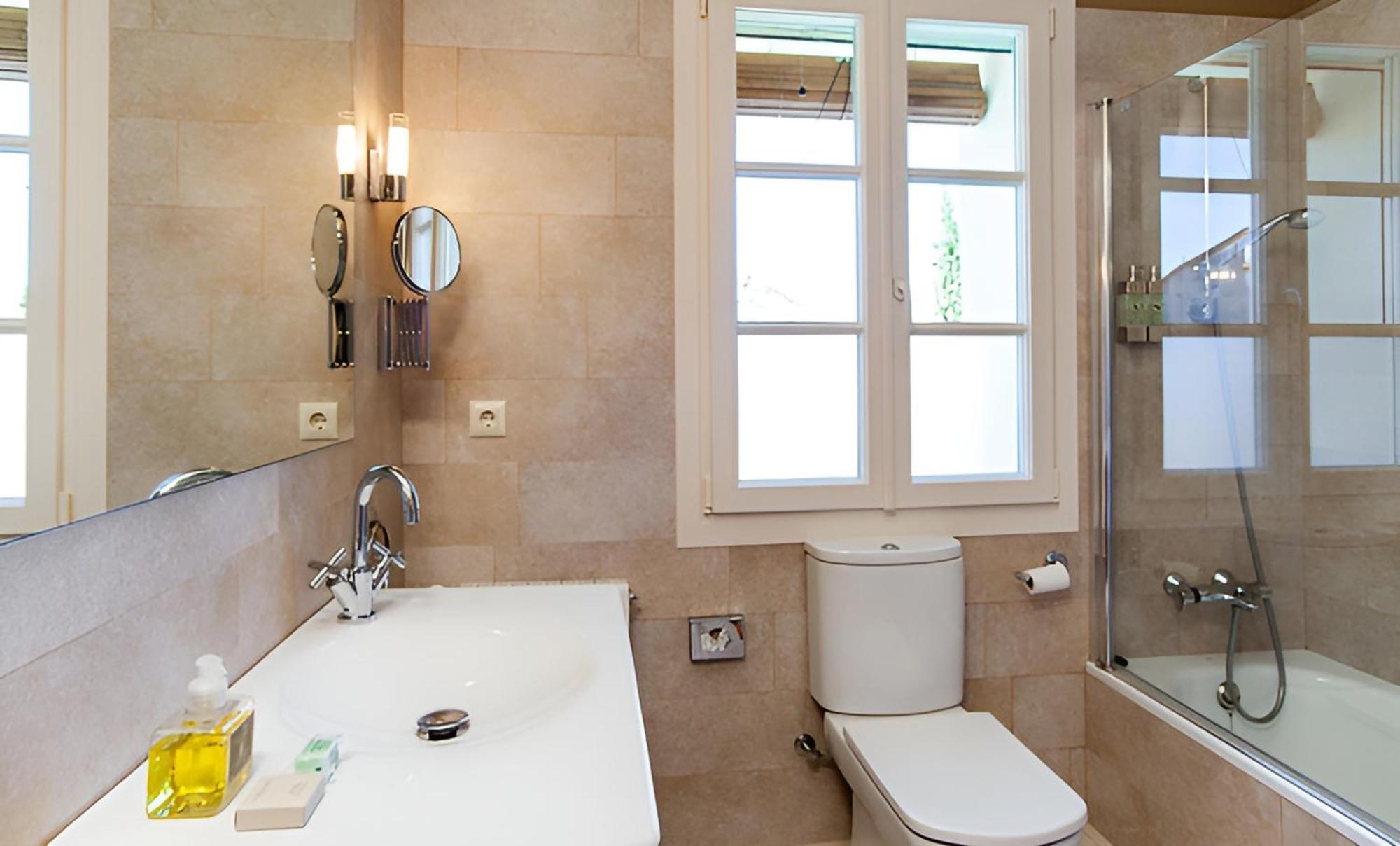 Lhort De Sant Cebria Bed & Breakfast Torroella de Fluviá Eksteriør bilde